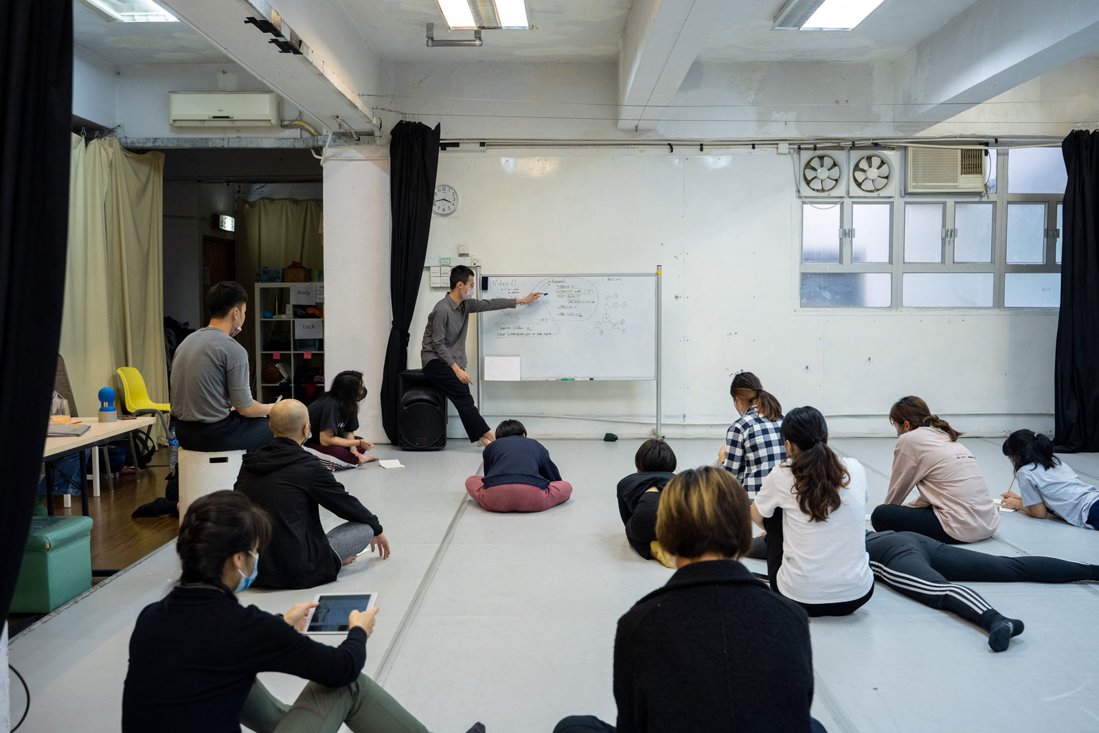 「動作探索的方法學」身體工作坊